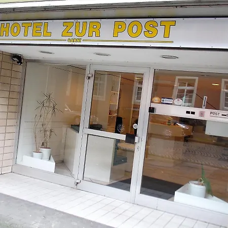 Zur Post Hotel *